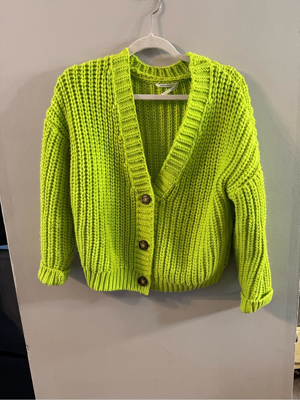 Anthropologie Neon Lime Chunky V‑Neck Cardigan XS y26